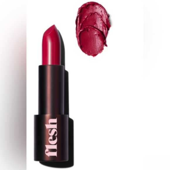 NWT Strong Flesh Red Lipstick in Prize ♥️ 💄 💋 - Picture 1 of 2